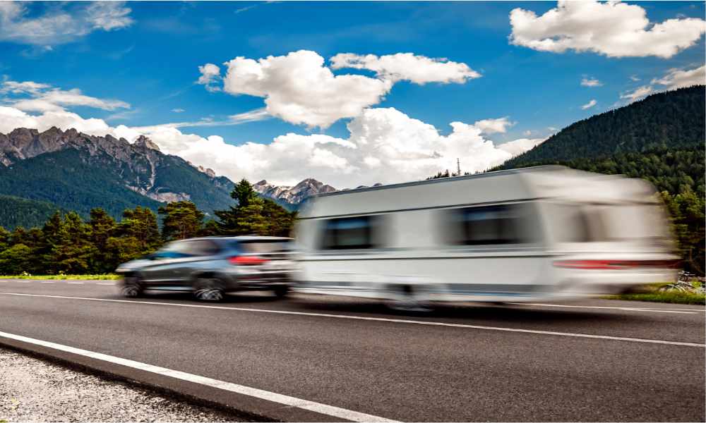 Caravan travelling fast